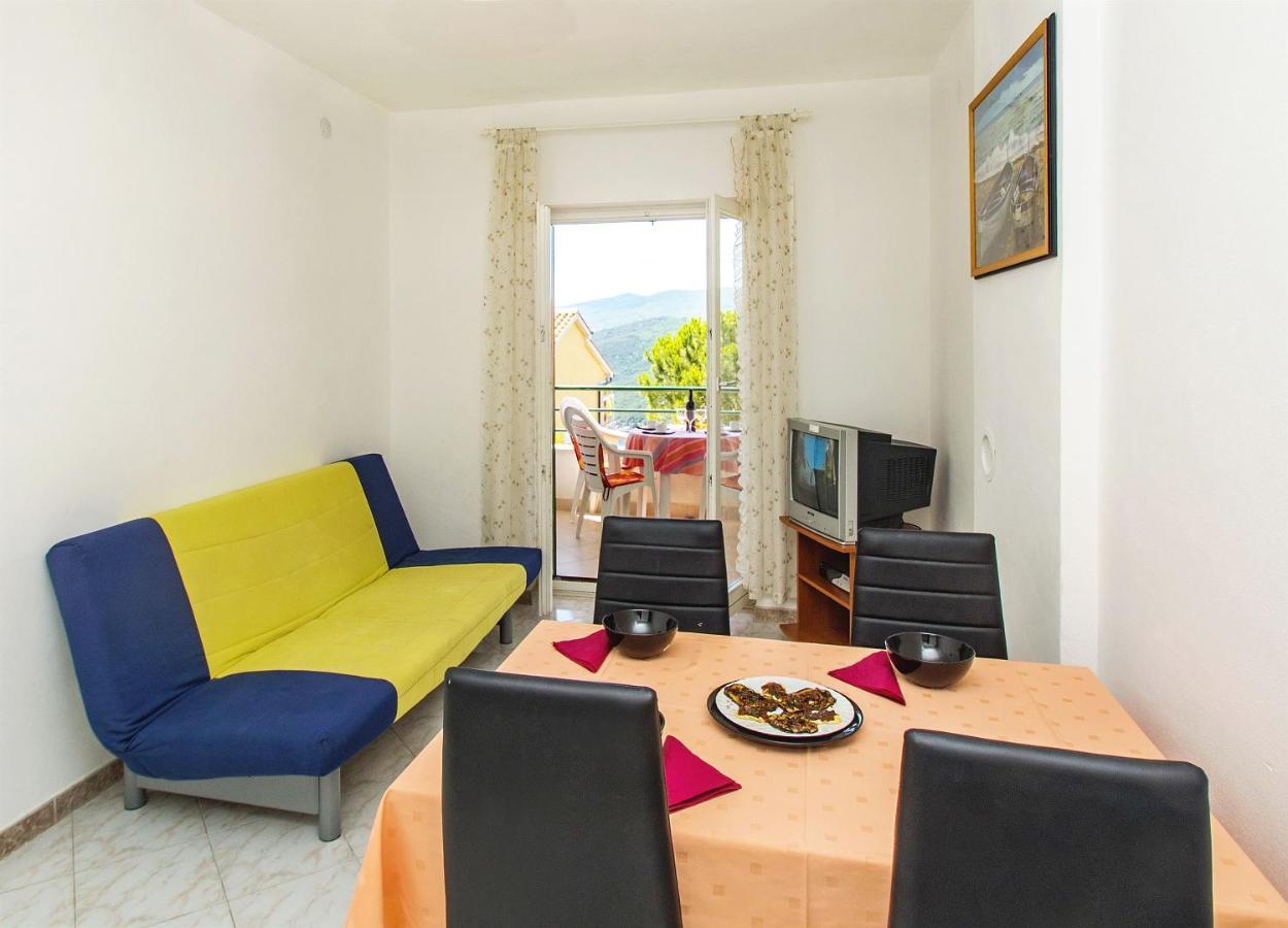 Apartments Olea 拉巴克 外观 照片